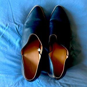 Vegan leather black shoes